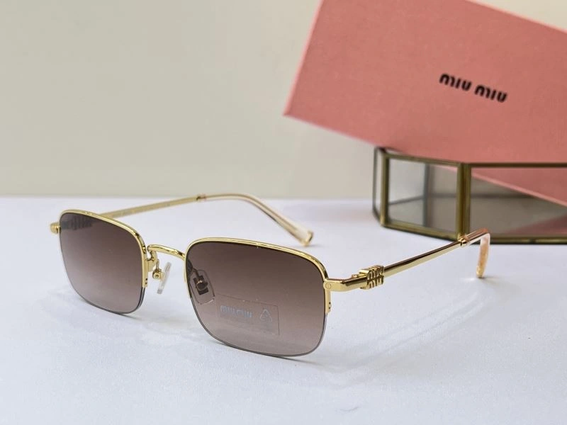 Miu Miu Sunglasses Minimalist 281628