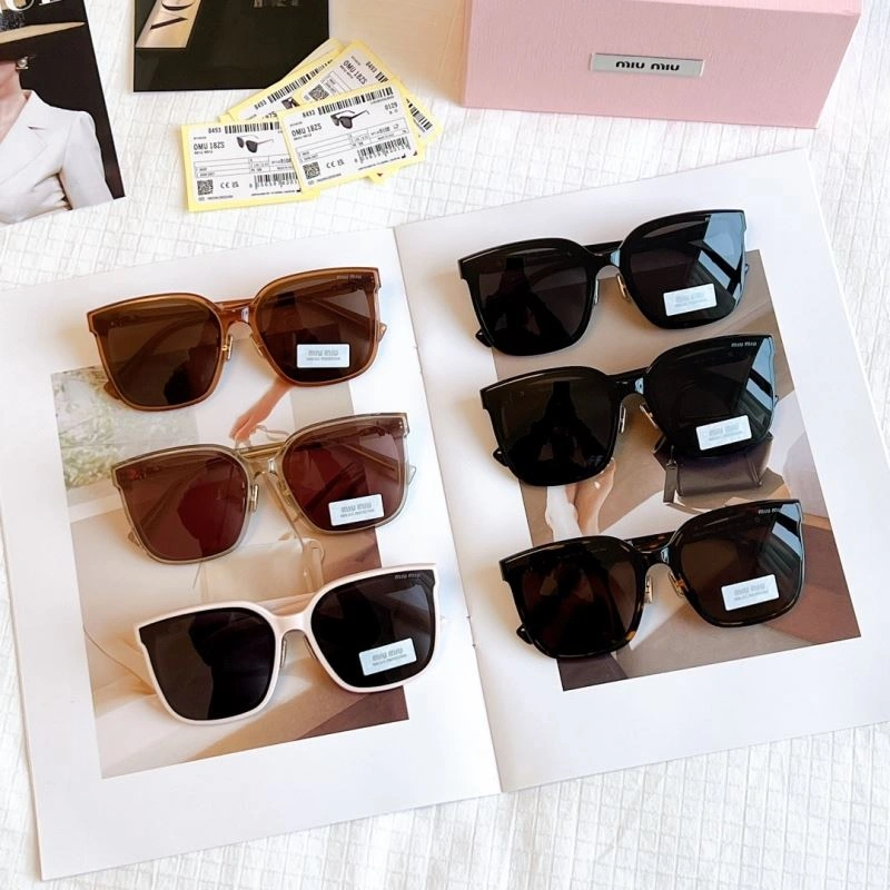 Miu Miu Sunglasses Durable 281627