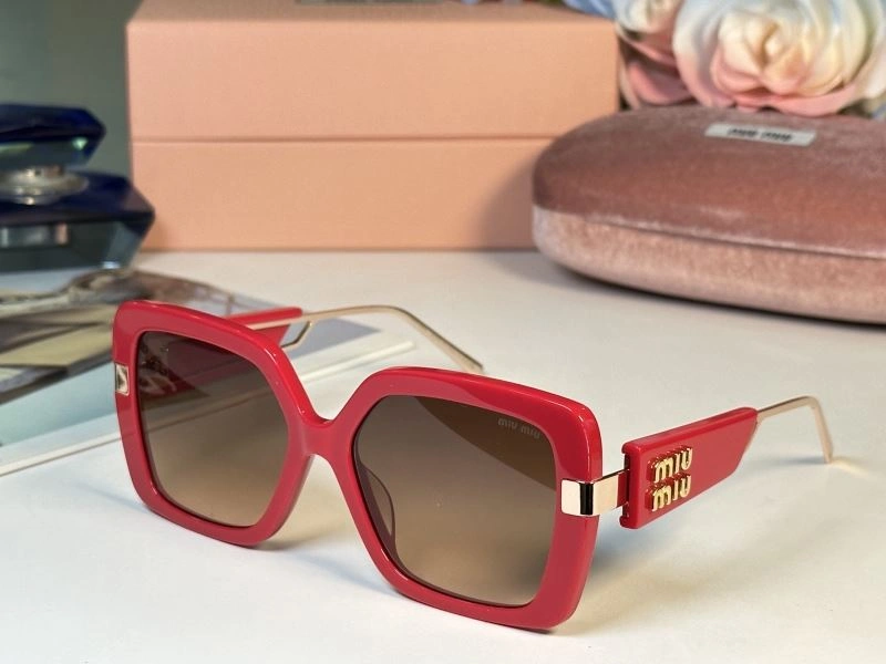 Miu Miu Sunglasses Trendy 281619