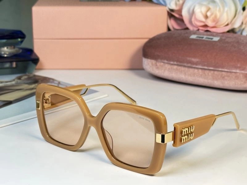 Miu Miu Sunglasses Trendy 281619
