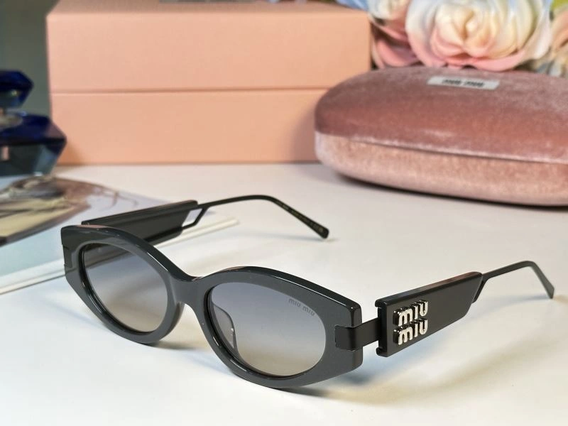 Miu Miu Sunglasses Casual 281611
