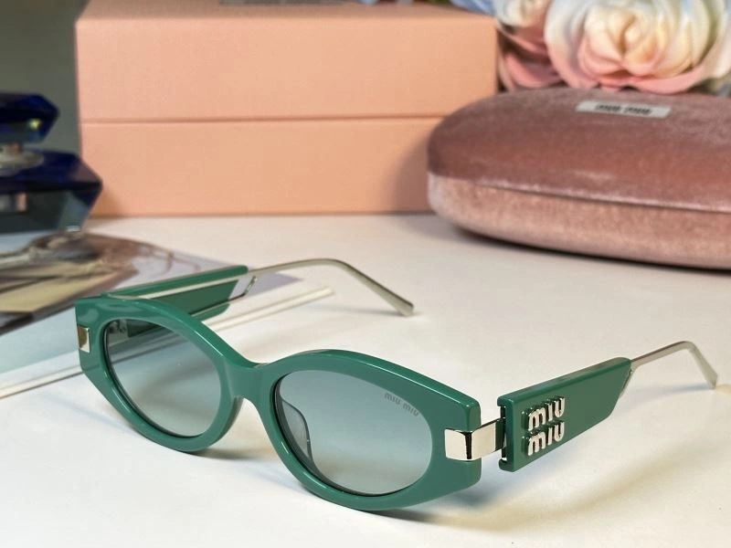 Miu Miu Sunglasses Casual 281611
