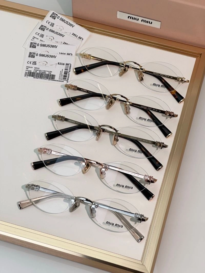 StreetReady Miu Miu Sunglasses 281626