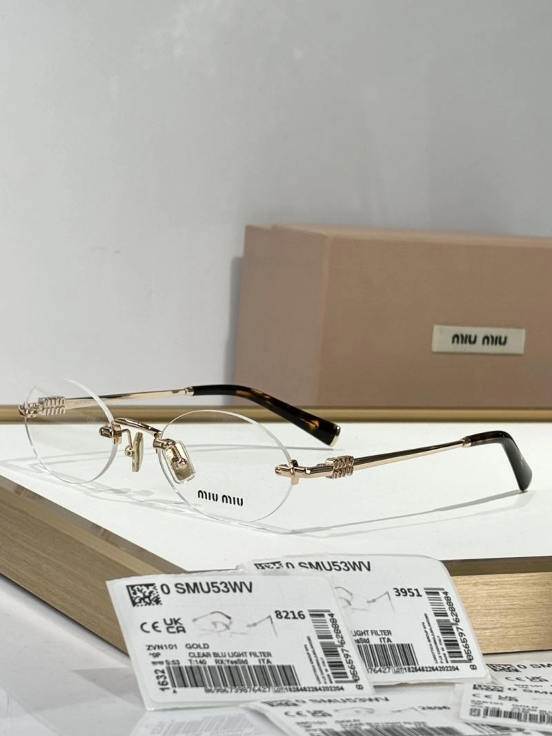 StreetReady Miu Miu Sunglasses 281626