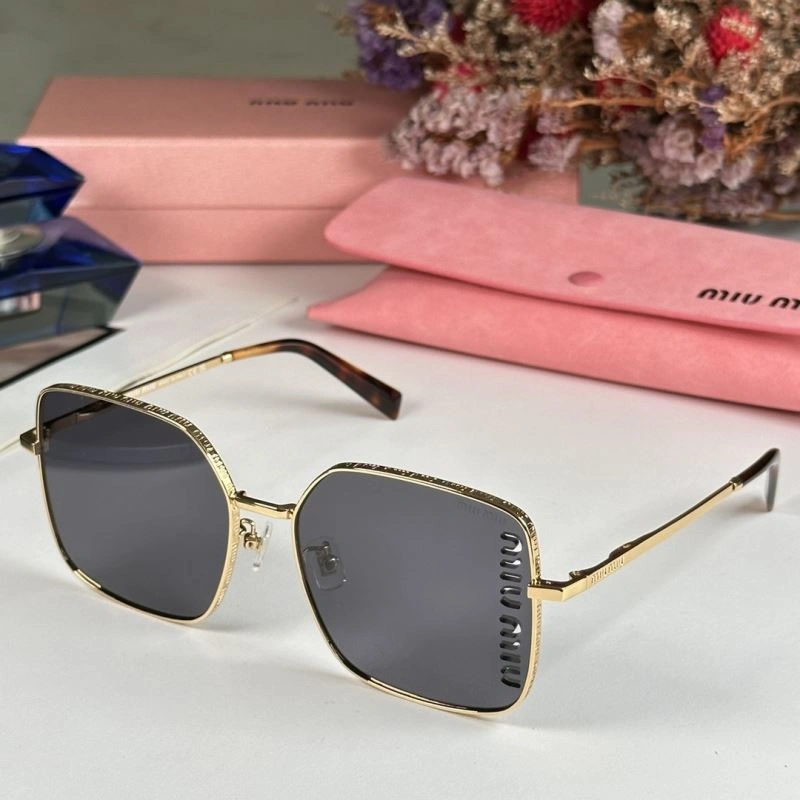 Miu Miu Sunglasses Breathable 281601