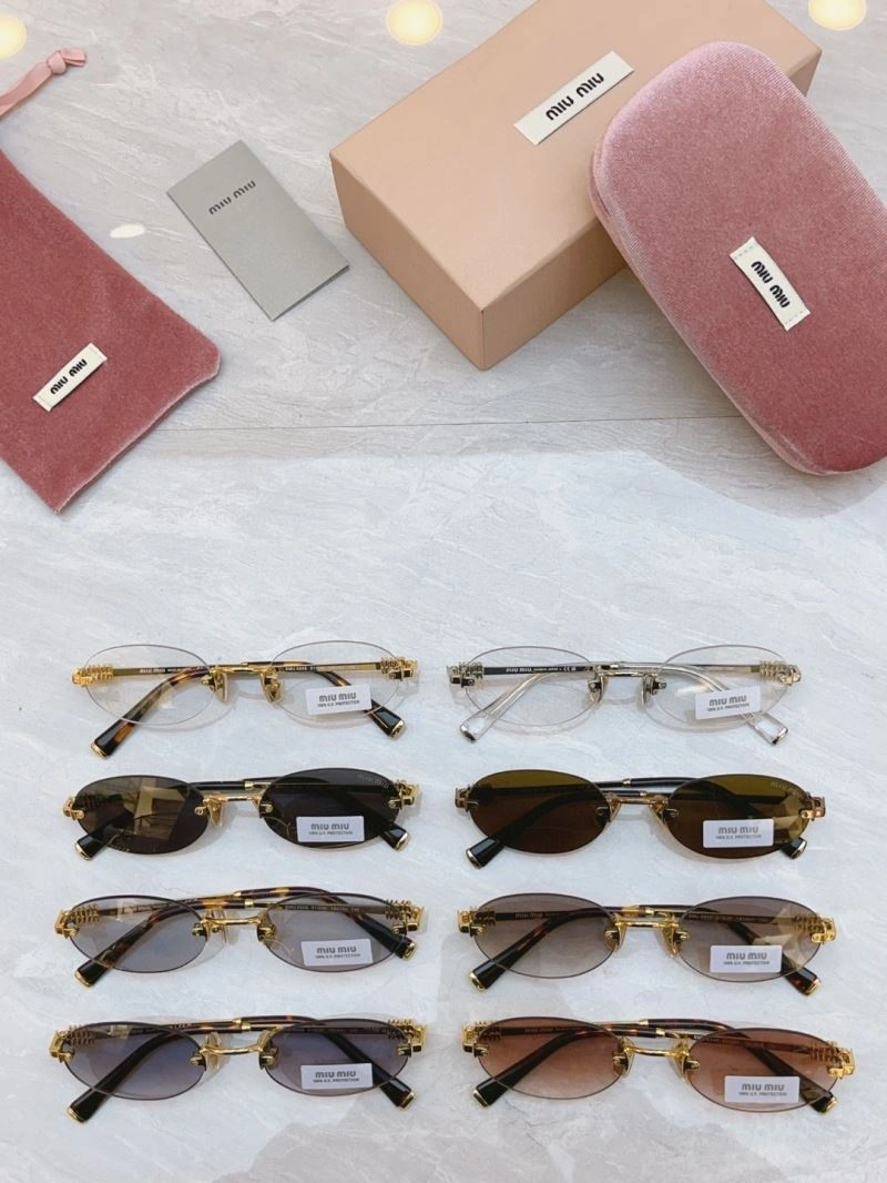 Flexible Miu Miu Sunglasses 281598