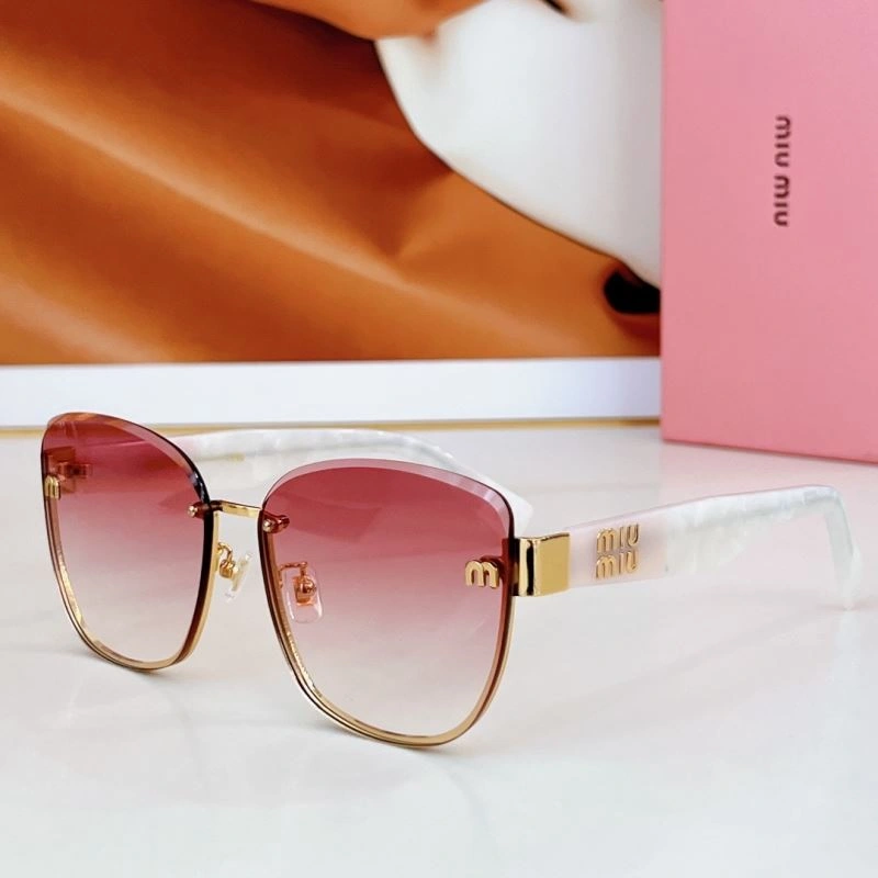 Miu Miu Sunglasses NewStyle 281595