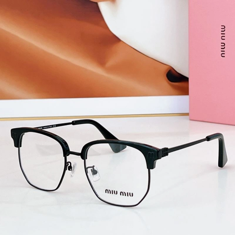 RelaxedFit Miu Miu Sunglasses 281593