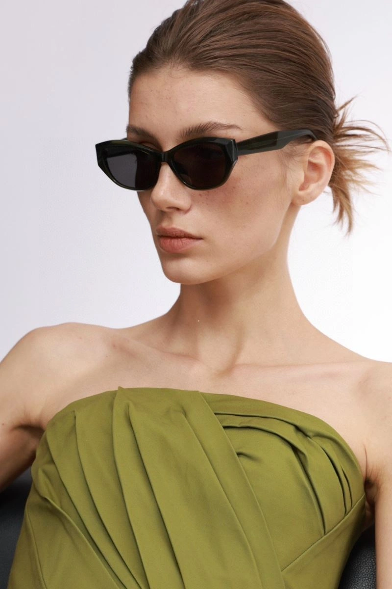 Miu Miu Sunglasses Breathable 281591