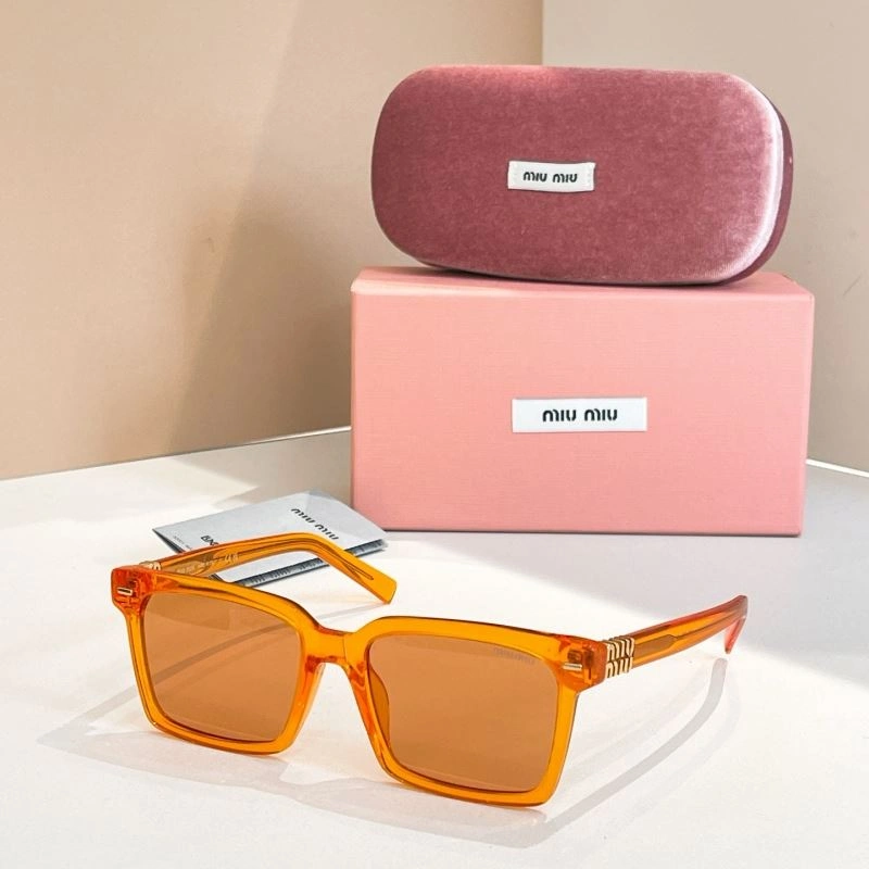 Miu Miu Sunglasses Unisex 281574