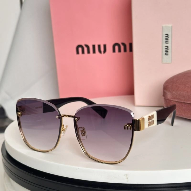 Miu Miu Sunglasses Modern 281563
