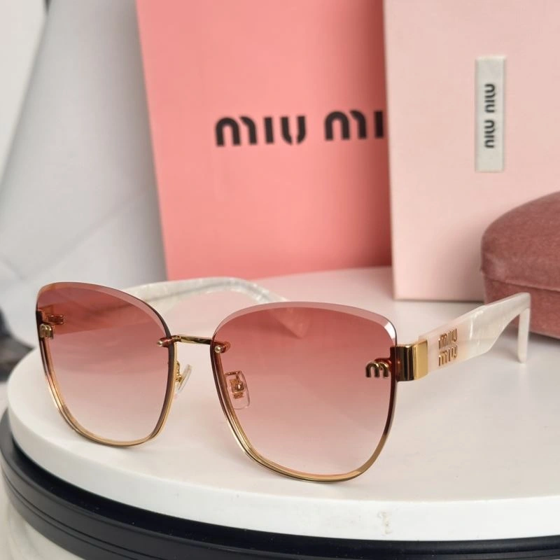 Miu Miu Sunglasses Modern 281563
