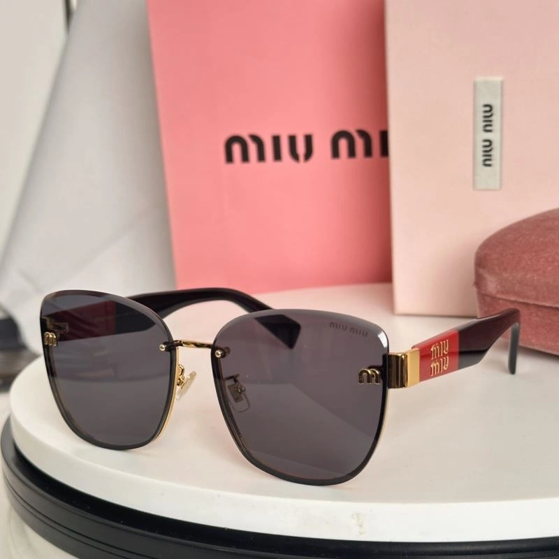 Miu Miu Sunglasses Modern 281563