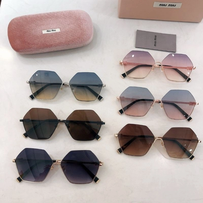 WellDesigned Miu Miu Sunglasses 281579