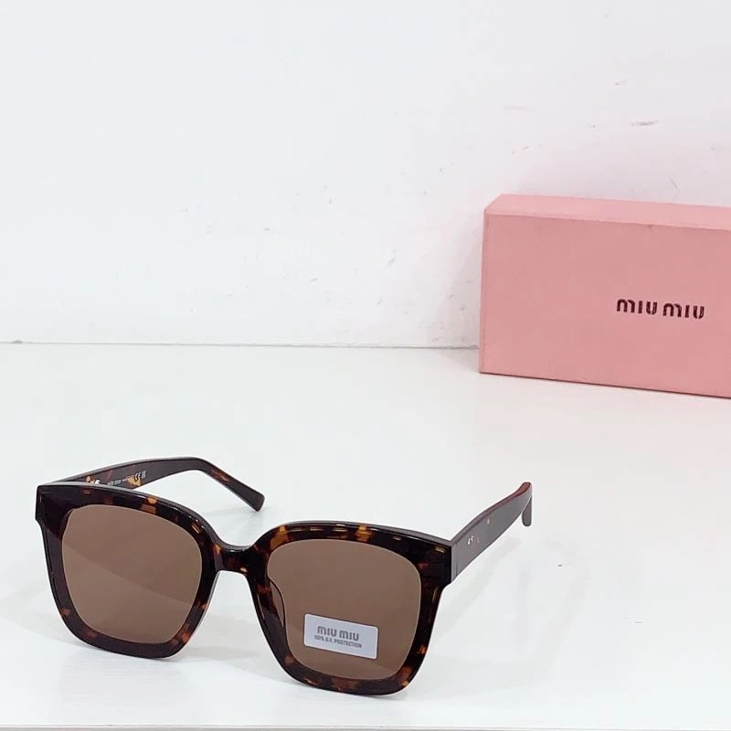 Miu Miu Sunglasses TimelessDesign 281562