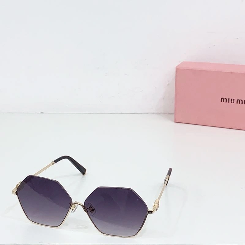 Resilient Miu Miu Sunglasses 281577