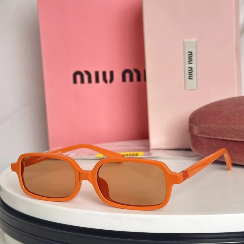Miu Miu Sunglasses Stylish 281572