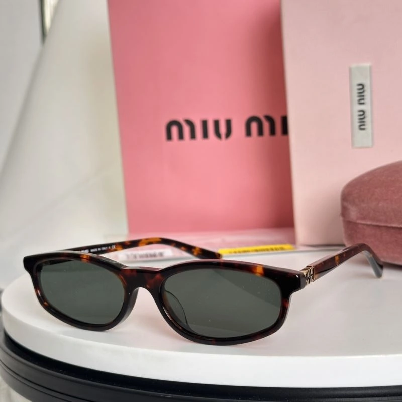 Miu Miu Sunglasses Stretchable 281588