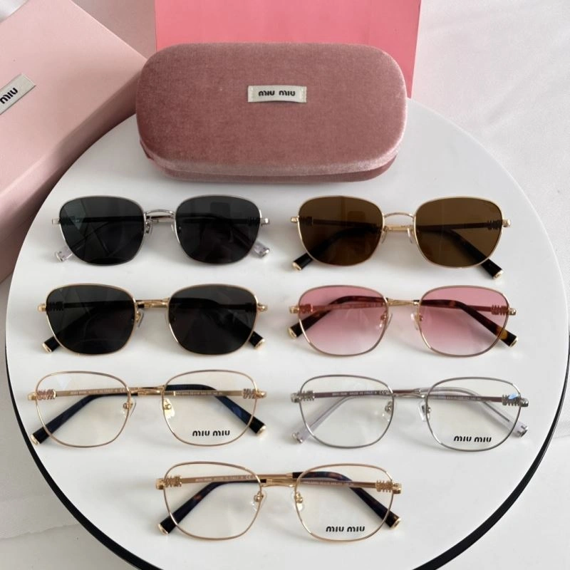 Miu Miu Sunglasses ModernLook 281585