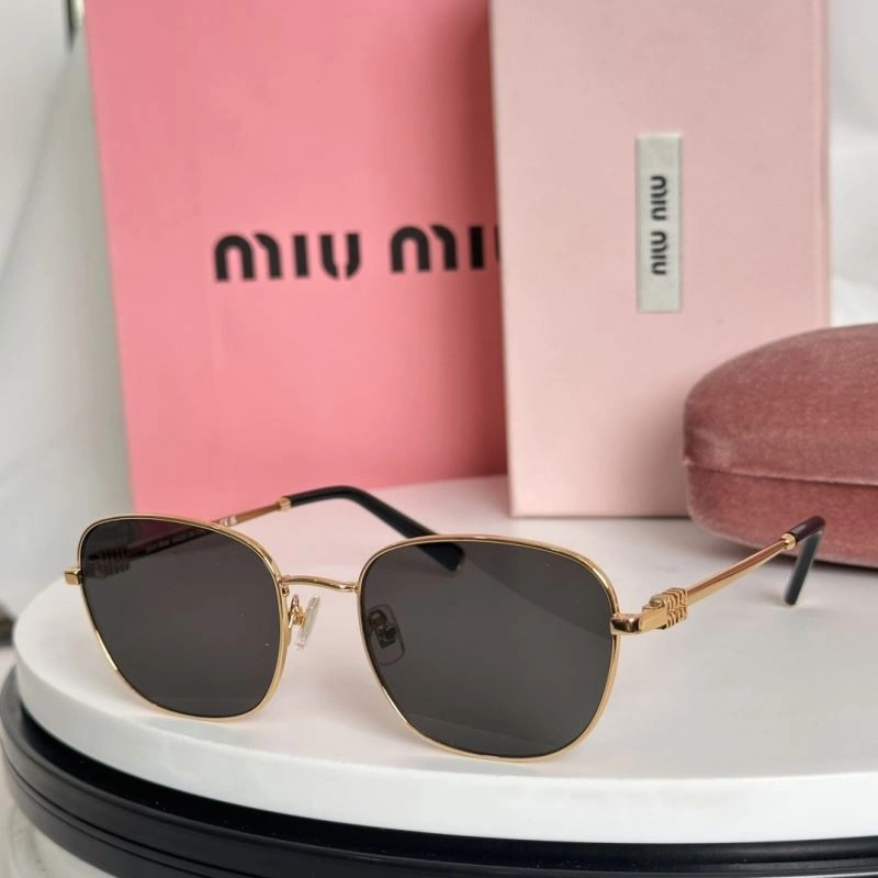 Miu Miu Sunglasses ModernLook 281585