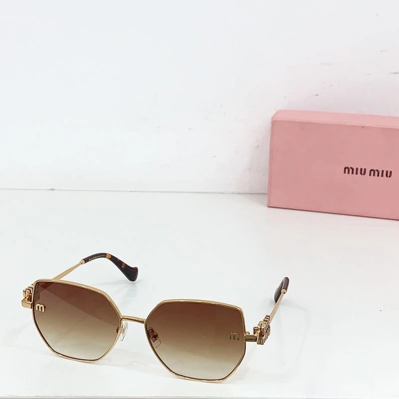Miu Miu Sunglasses Minimalist 281565