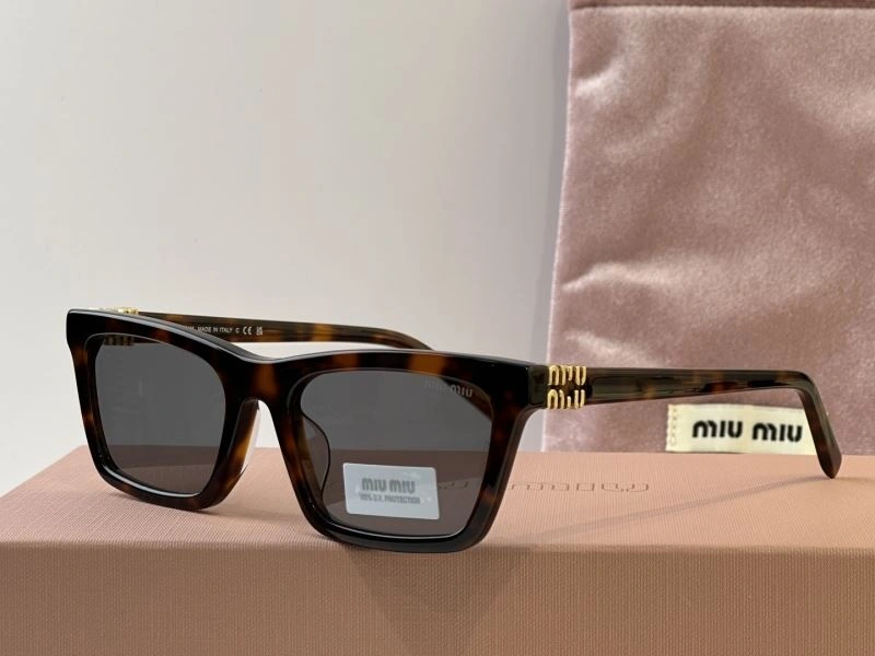 Comfortable Miu Miu Sunglasses 281569