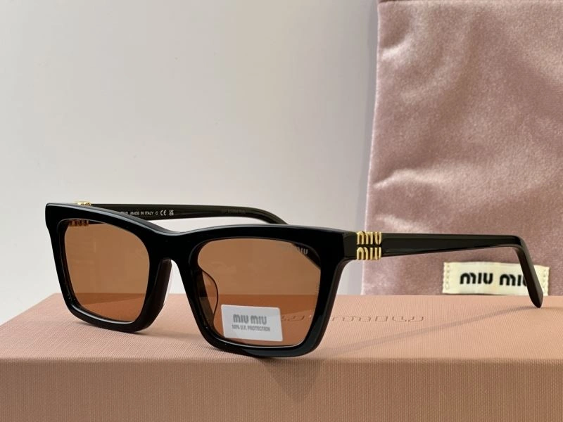 Comfortable Miu Miu Sunglasses 281569