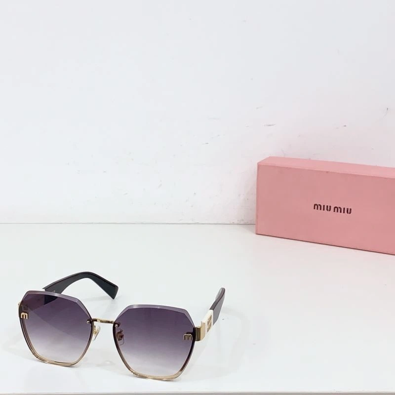 Breathable Miu Miu Sunglasses 281583
