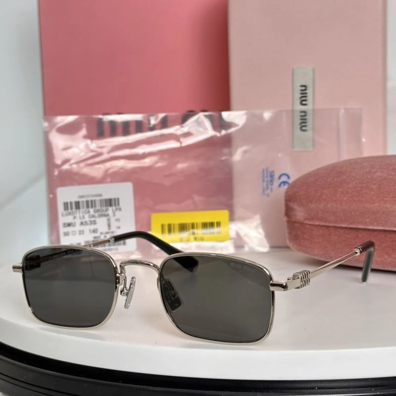EyeCatching Miu Miu Sunglasses 281552