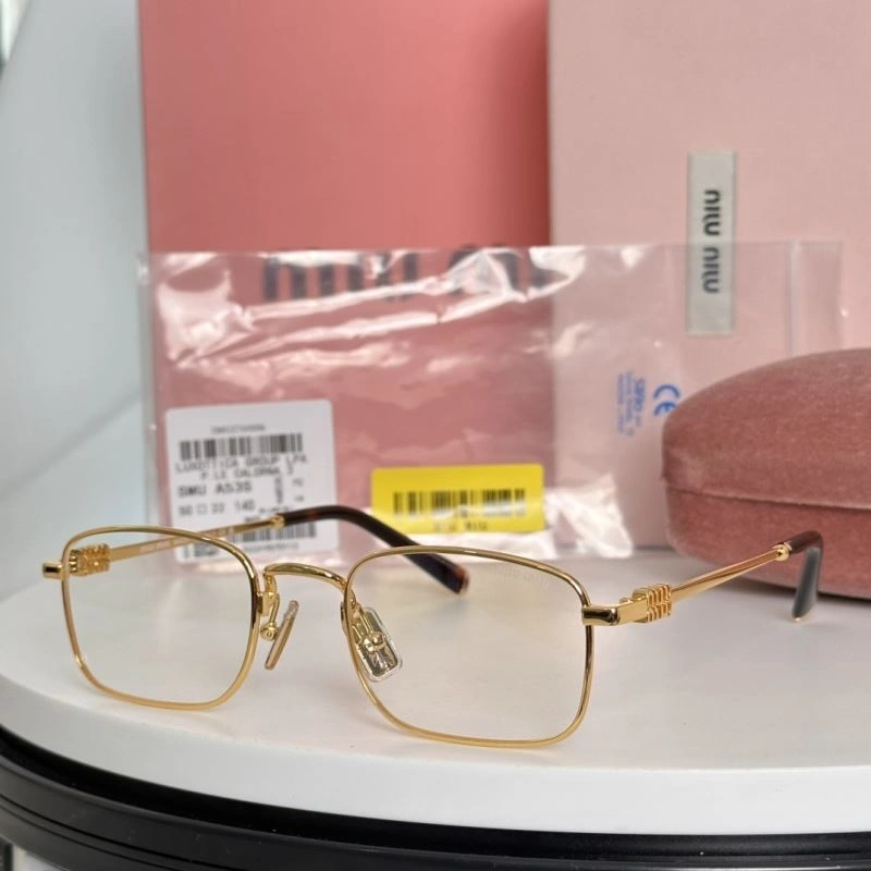 EyeCatching Miu Miu Sunglasses 281552