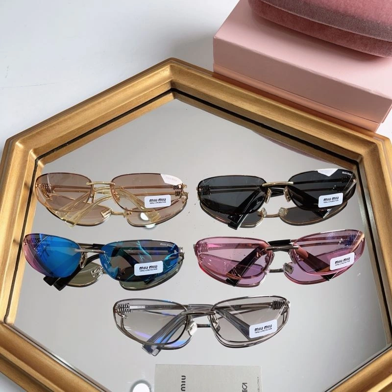 Miu Miu Sunglasses Seasonal 281549