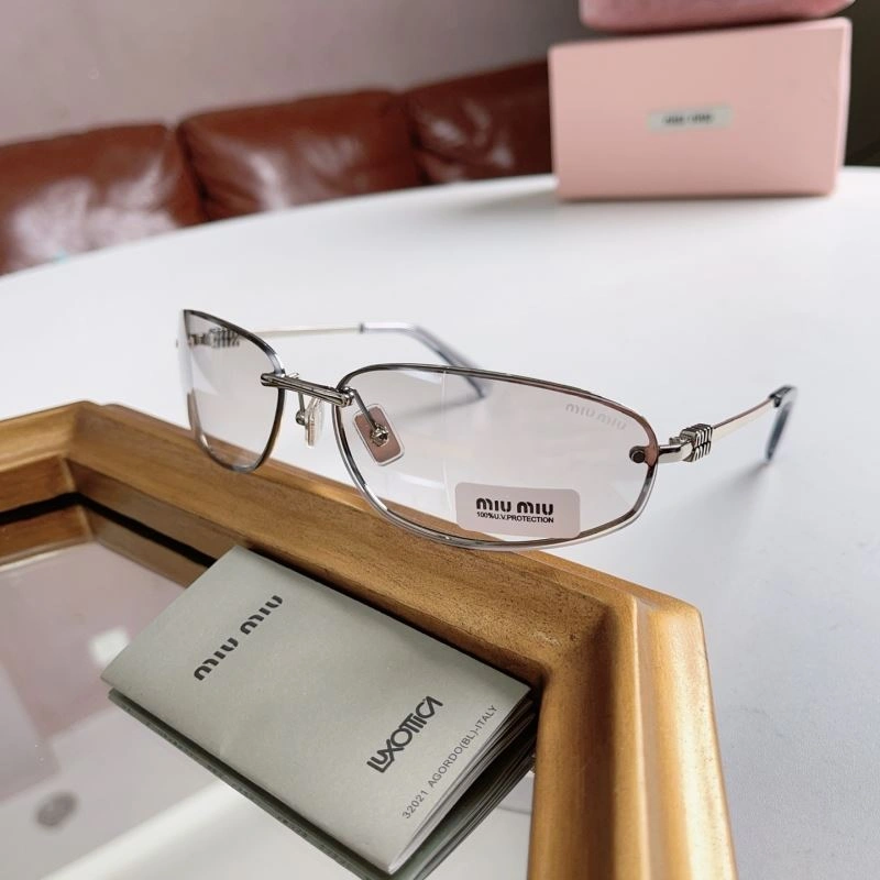 Miu Miu Sunglasses Seasonal 281549