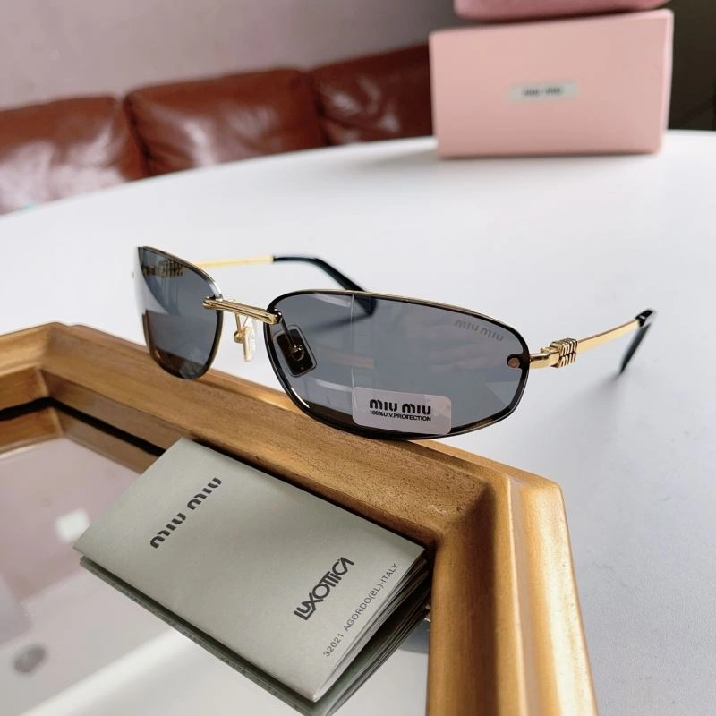 Miu Miu Sunglasses Seasonal 281549