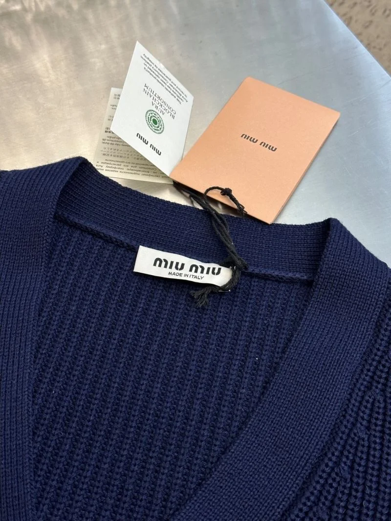 Miu Miu Sweaters Sophisticated 163591