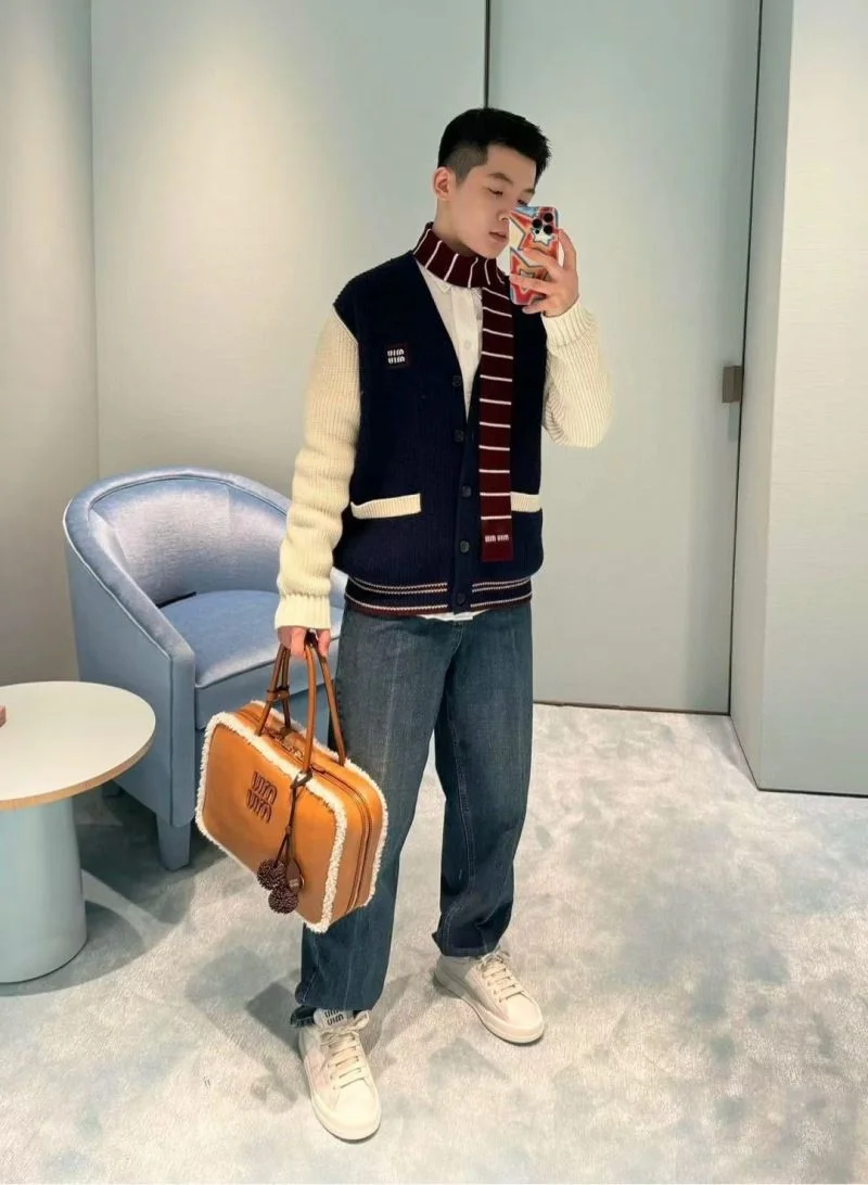 Miu Miu Sweaters Sophisticated 163591