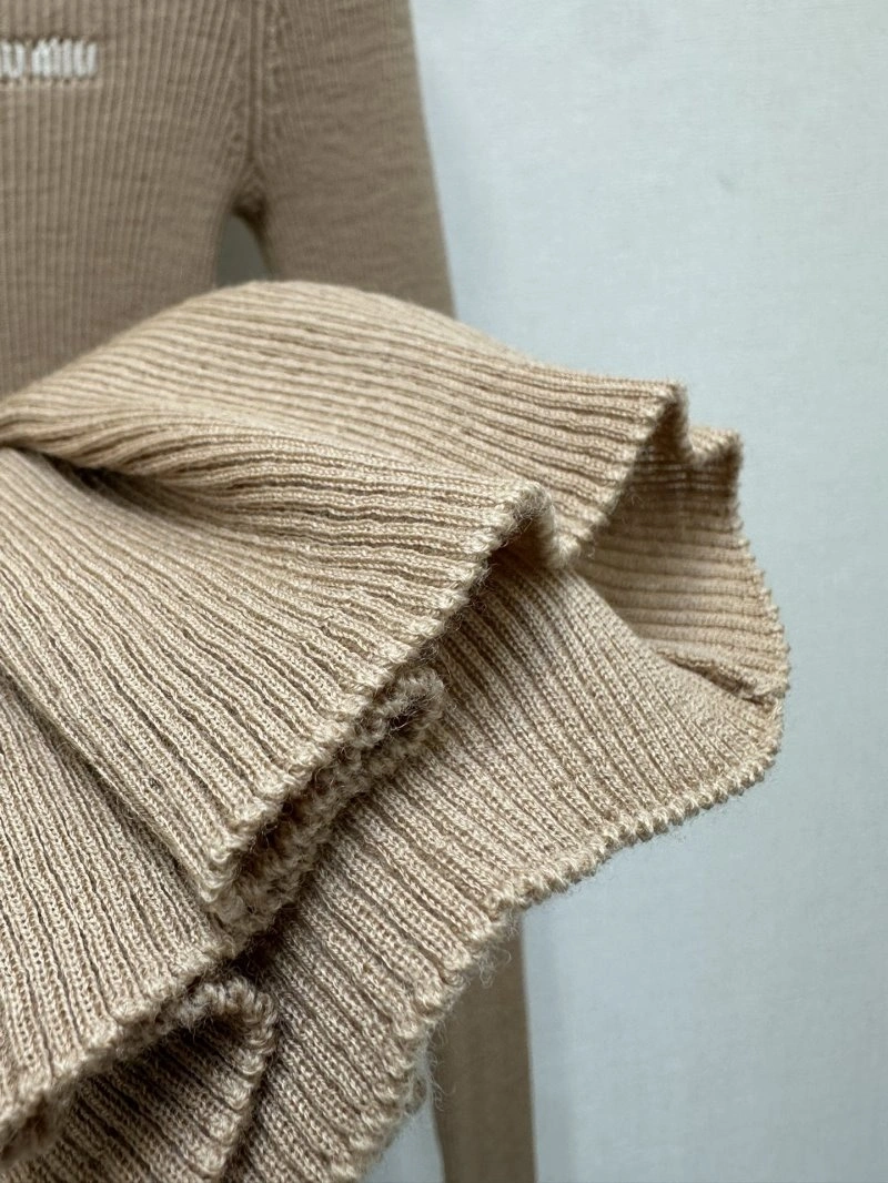 Classic Miu Miu Sweaters 148652