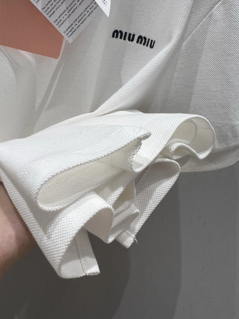 Timeless Miu Miu Sweaters 148649