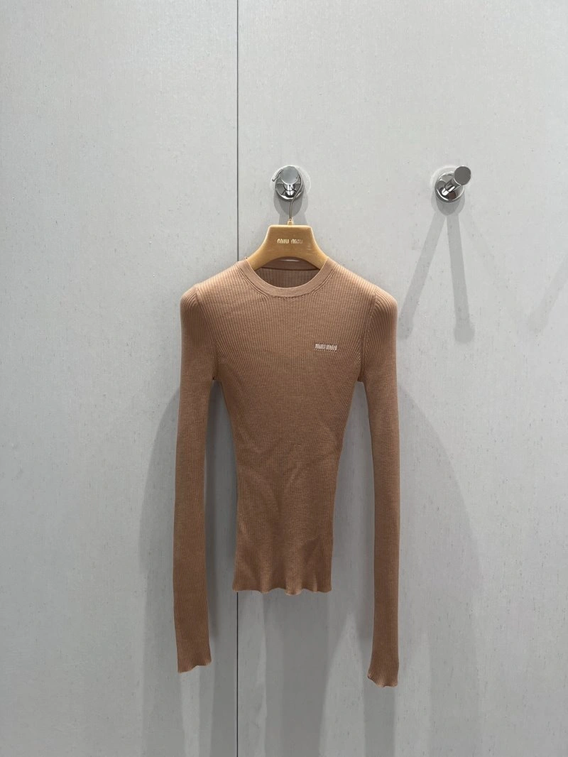 Miu Miu Sweaters Sophisticated 148639