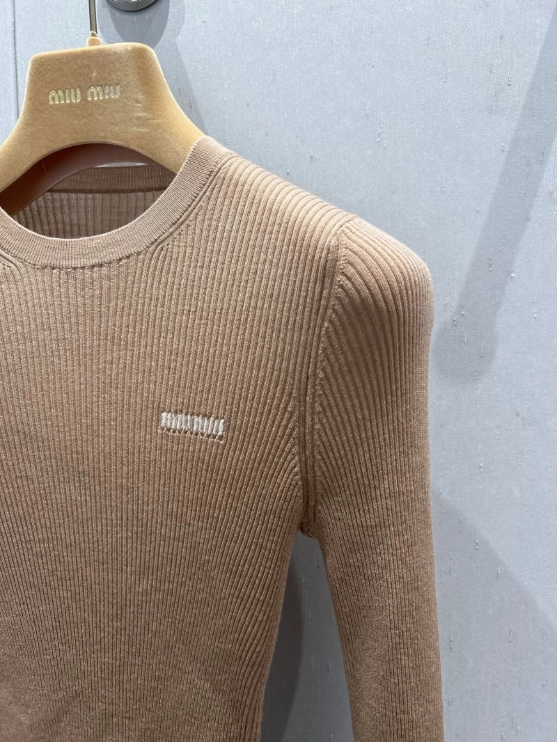 Miu Miu Sweaters Sophisticated 148639