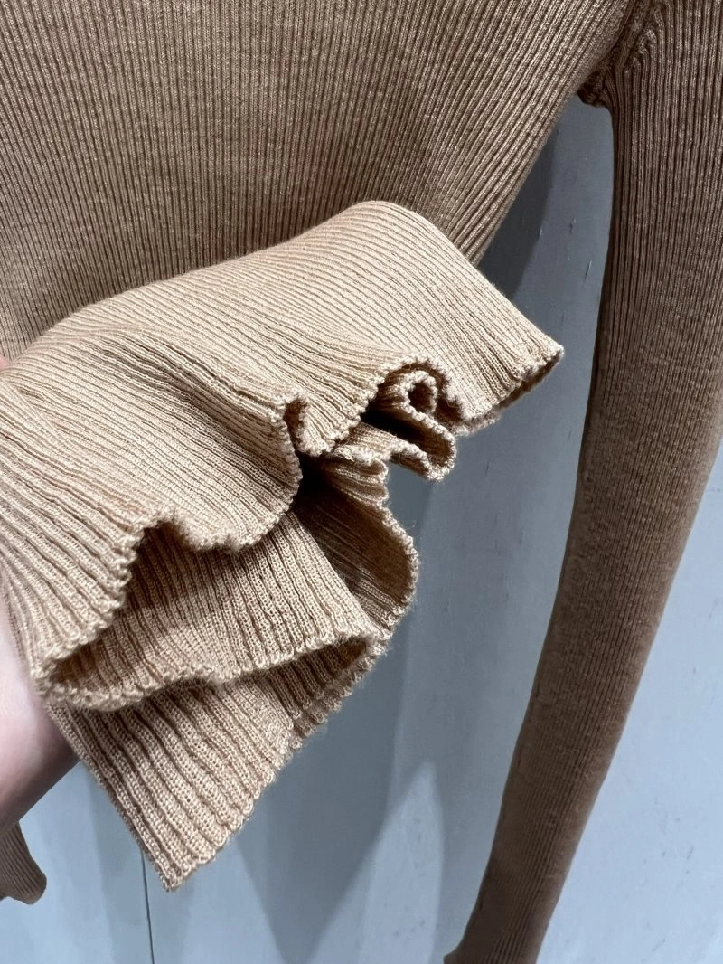Miu Miu Sweaters Sophisticated 148639