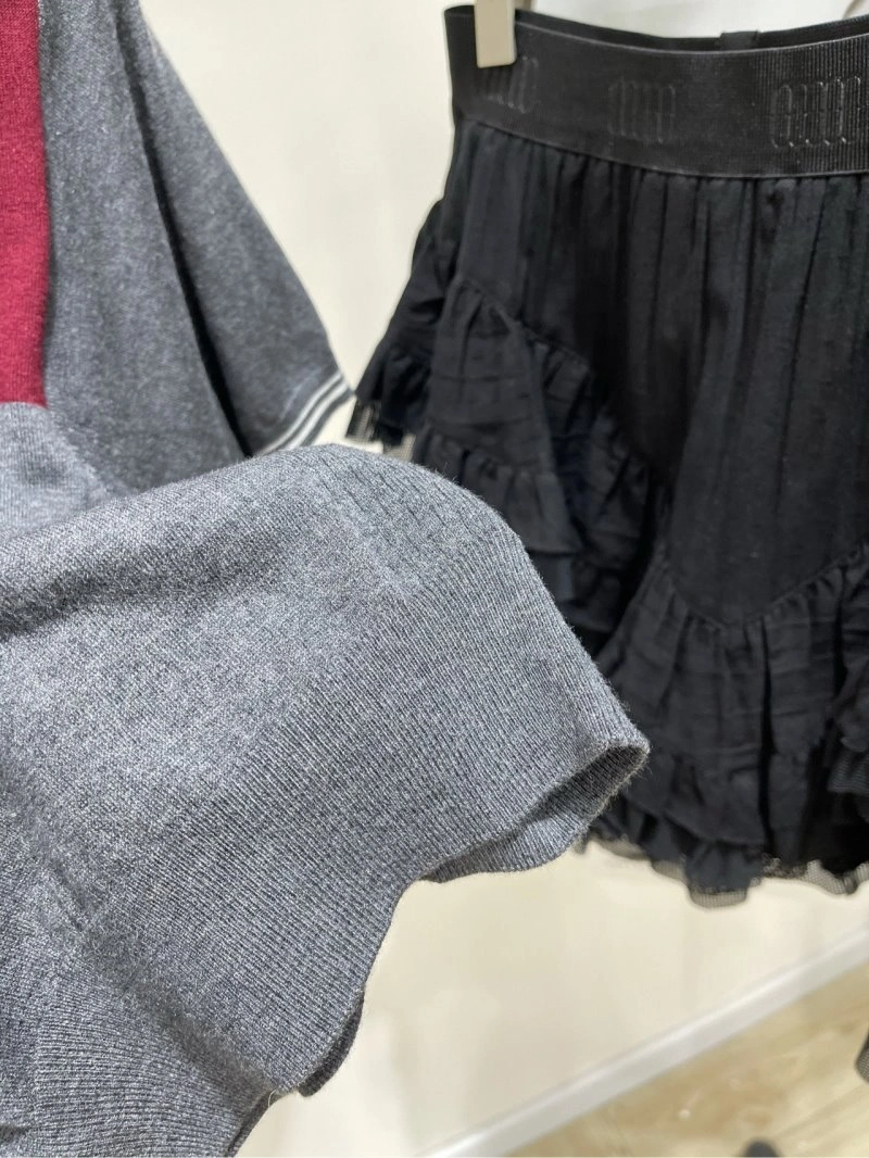 RelaxedFit Miu Miu Sweaters 148635