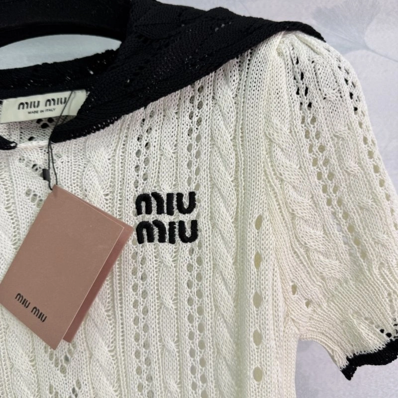 Compact Miu Miu Sweaters 154432