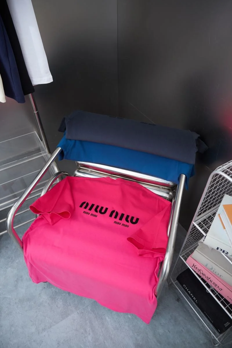 Miu Miu T-Shirts Contemporary 163558