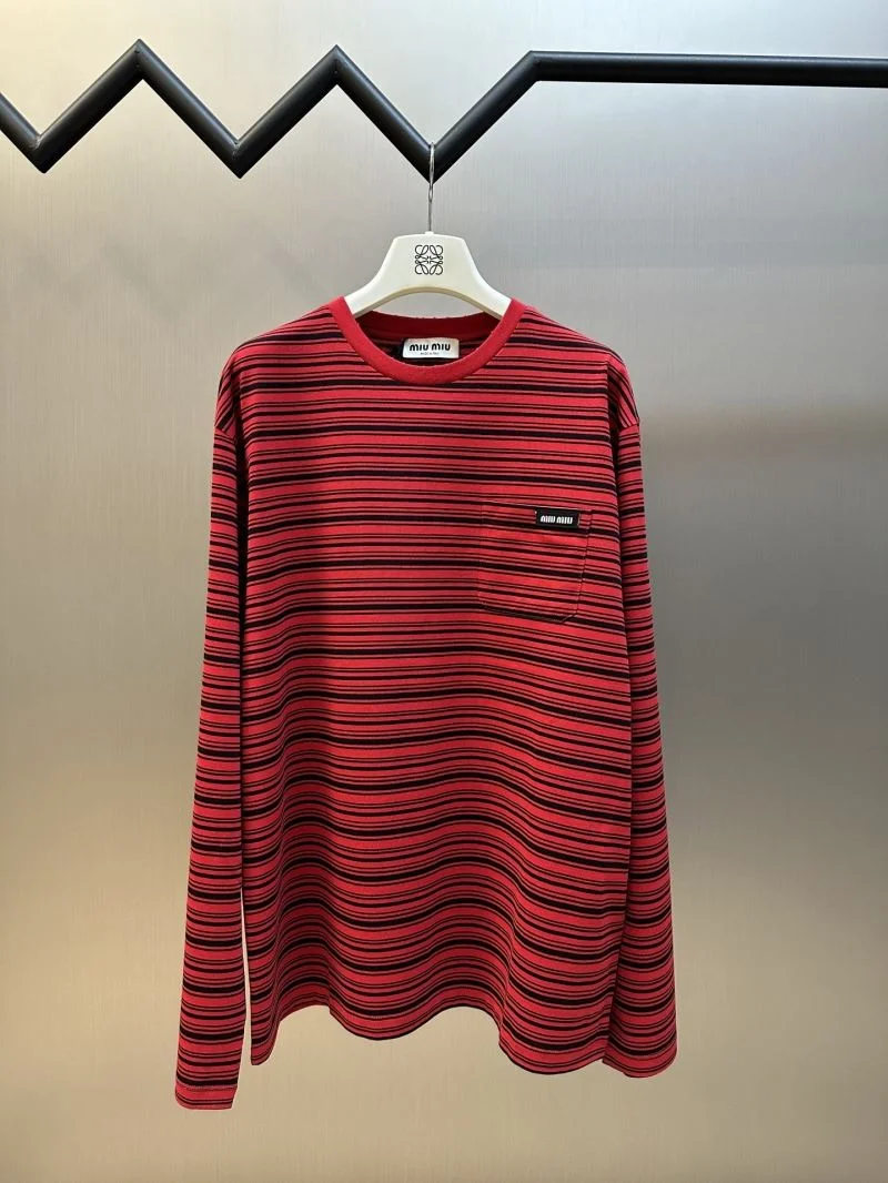 Modern Miu Miu T-Shirts 163546