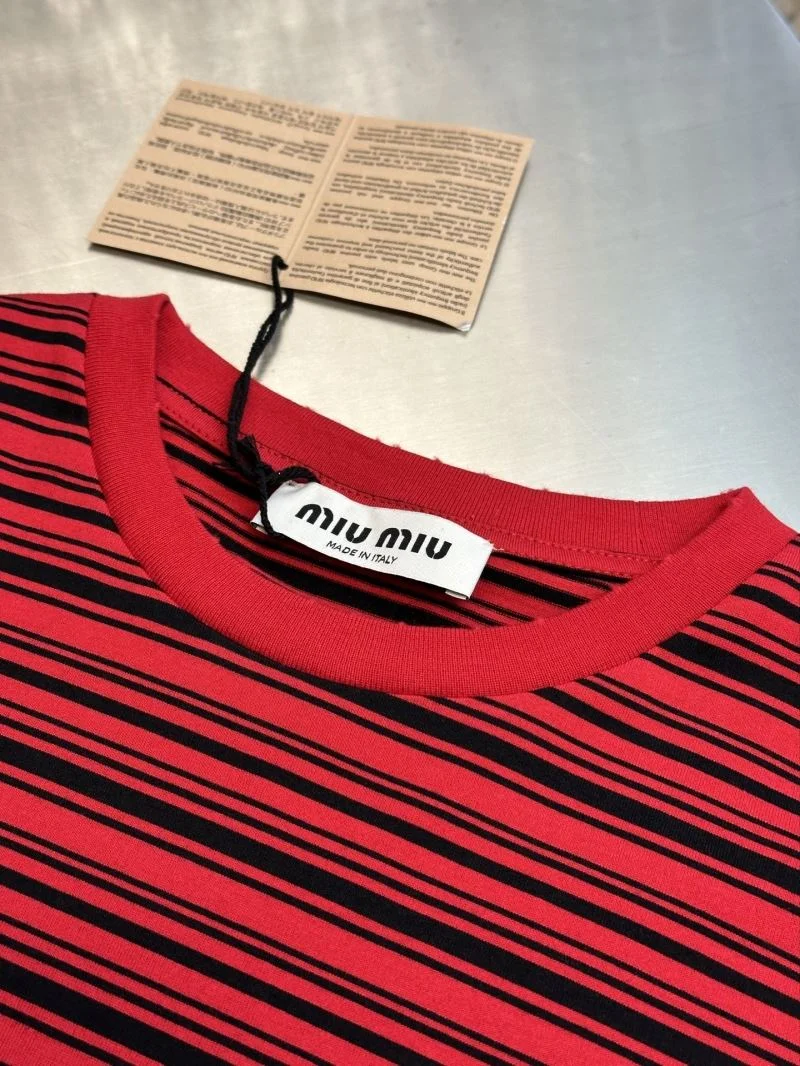 Modern Miu Miu T-Shirts 163546