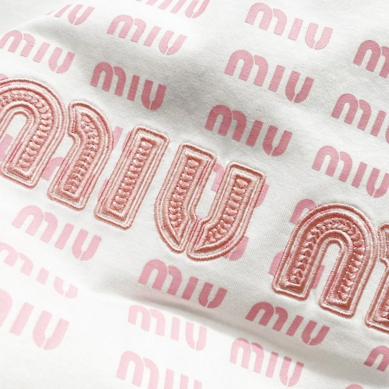 Miu Miu T-Shirts Durable 162456