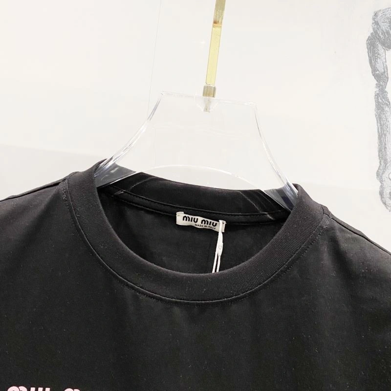 Miu Miu T-Shirts UrbanChic 162455