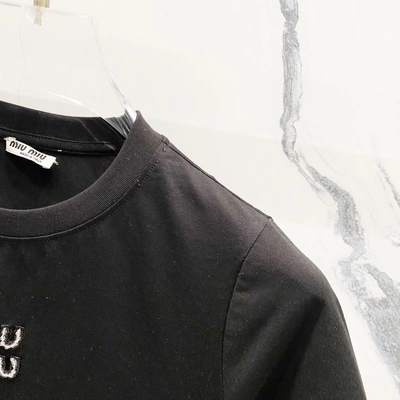 ModernLook Miu Miu T-Shirts 162501