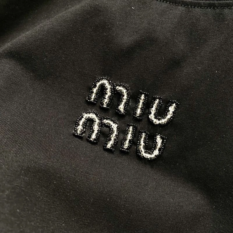 ModernLook Miu Miu T-Shirts 162501