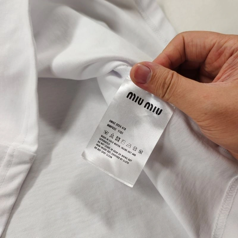 ComfortFit Miu Miu T-Shirts 162448